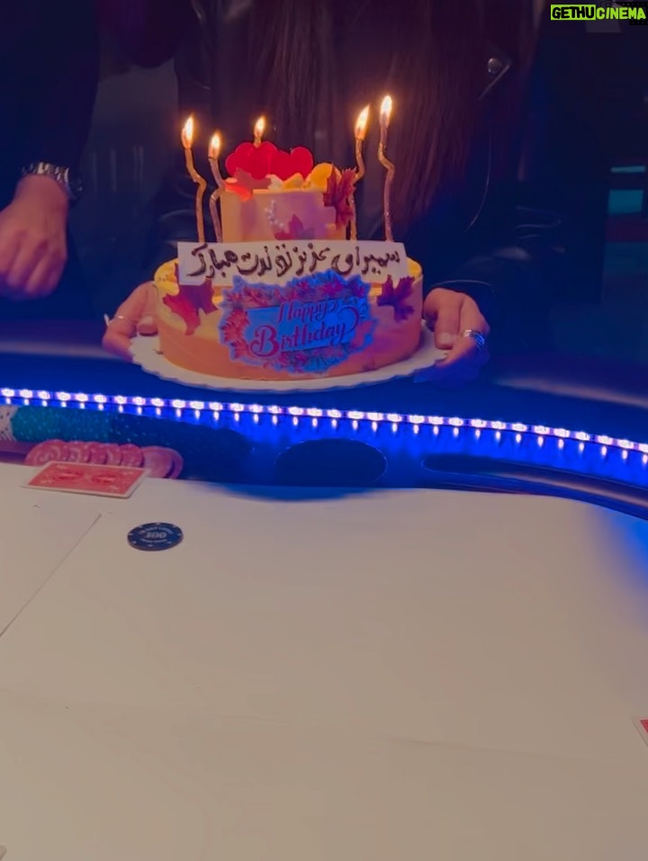 Samira Hassanpour - 23.1K Likes - امسال شب تولدم با شما بودم ،خانواده دومم سينما،چه كيفي كردم كنارتون،ممنونم از انرژي و مهرتان🎂🍁❤️✨
خدارو شکر كه گرم و صميمي كنار هم هستيم
ه .ت 
م.ص
آ .ر
ر.ل
د.ز
.
.
.
.
😉🎬