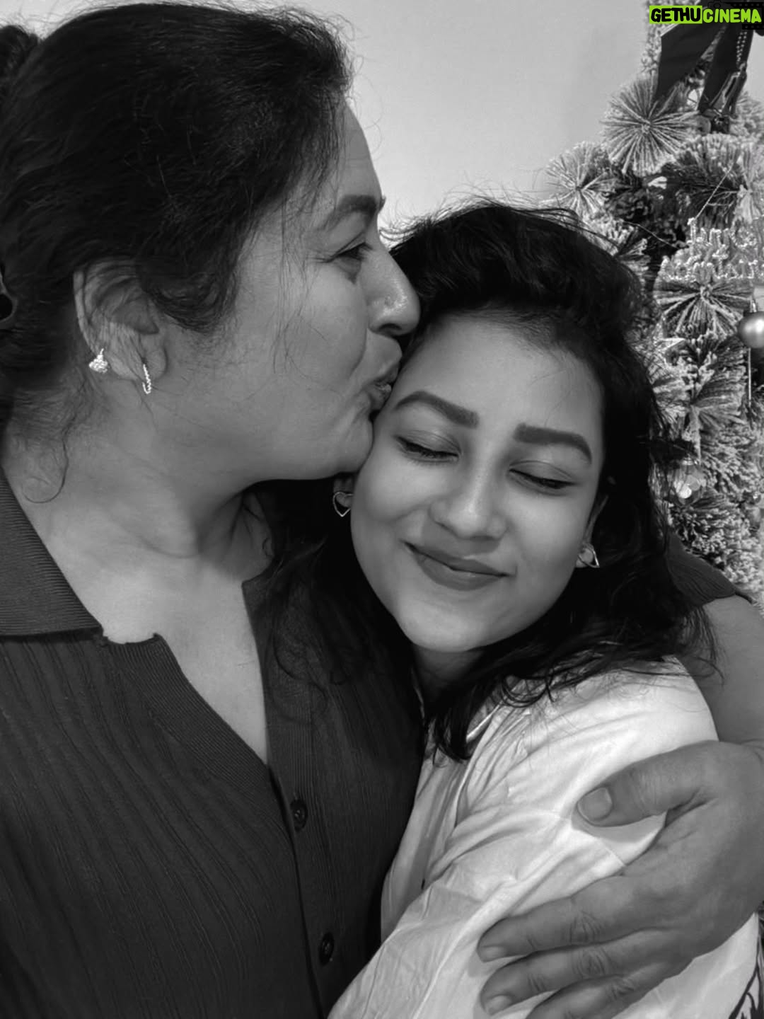 Sana - 1.7K Likes - After such a long time, finally meeting my sanaa Chachi felt like meeting another mom again 🤍🥹
She’s pure love, genuine at heart, endlessly sweet, and the one who holds her entire family together so beautifully. There's no one like you ♥️♥️♥️♥️♥️♥️ ... Most gorgeous 😍.. 
The best mom, the best mother-in-law, and the way she takes care of me… I feel so loved.
My sweetest soul, my bangaram 🧿✨ 
I love you soooo much Chachi ♥️... Thank you for being there for me 🥹♥️🫂