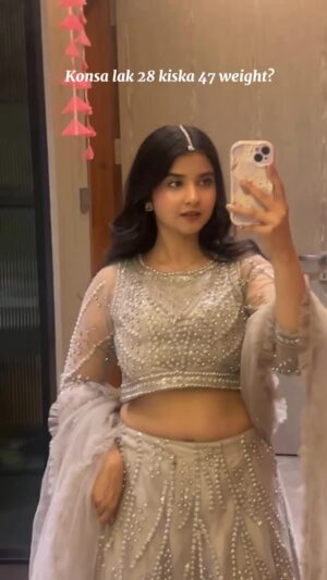 Sanchi Jain Instagram - Time dekho timeee🥰!!!
Abse pakka fatafatafataftaftaft posts!!🥺🥹
#explore #trend #yoyohoneysingh #diljeetdosanjh #punjabi #reelkarofeelkaro #reels