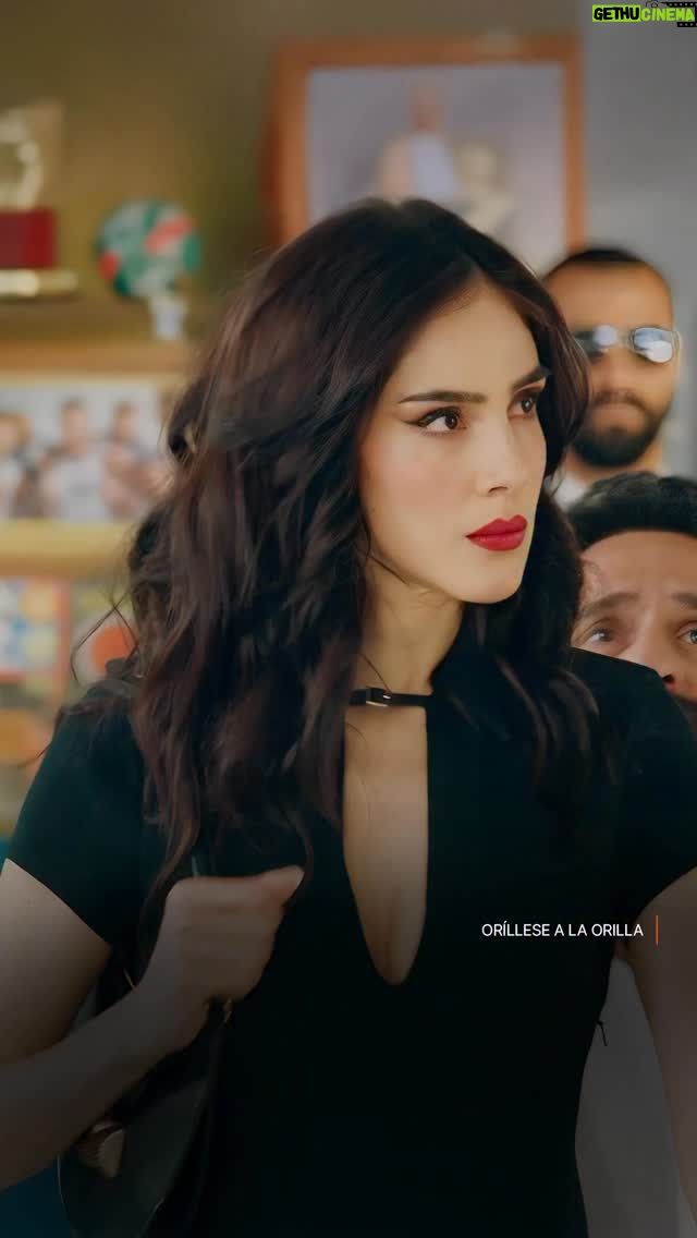 Sandra Echeverría - 3 Likes - YA DISPONIBLE #orillesealaorilla POR @vix CORRAN A VERLA!!!!