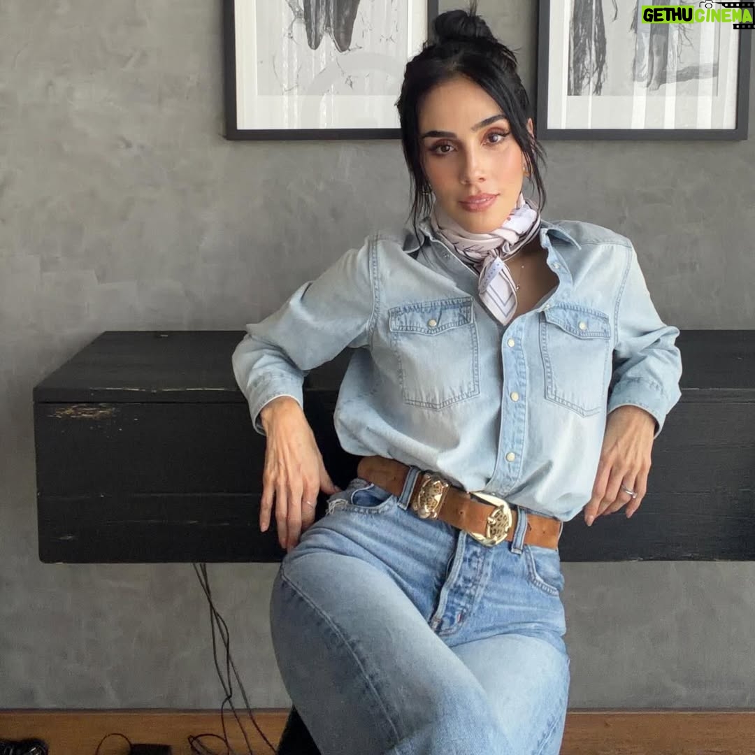 Sandra Echeverría - 3 Likes - Cosas buenas vienen después de la presión. #Happyproblems 🖤 la presión nunca es el final, es solo parte del proceso 🙏🏽