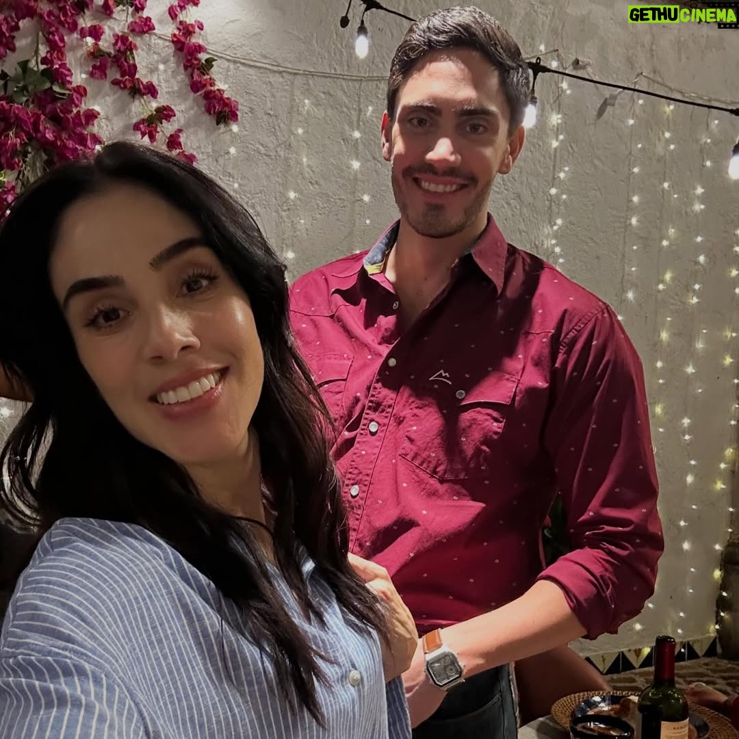 Sandra Echeverría - 3 Likes - Un poquito más de mi 2025…