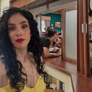 Sandra Echeverría Instagram - No puedo más que estar agradecida por un año de salud (a pesar de haberme caído del caballo en la filmación y uno q otro incidente), por mi familia, porque soy muy bendecida de poder trabajar en lo que amo, por los escenarios a los que me pude subir a cantar éste año y porque cada año voy poniendo check mark a más sueños que he tenido desde que recuerdo.
Gracias Dios por tanto! 🙏🏽❤️ Bienvenido el 2026!
