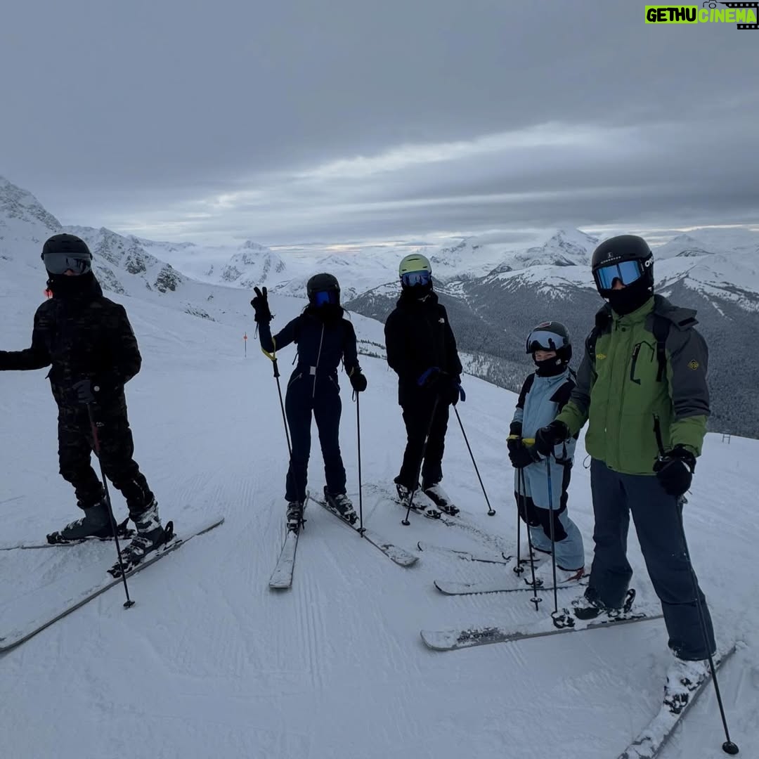 Sandra Echeverría - 3 Likes - Winter wonderland ❄️❄️❄️ #whistler ☃️