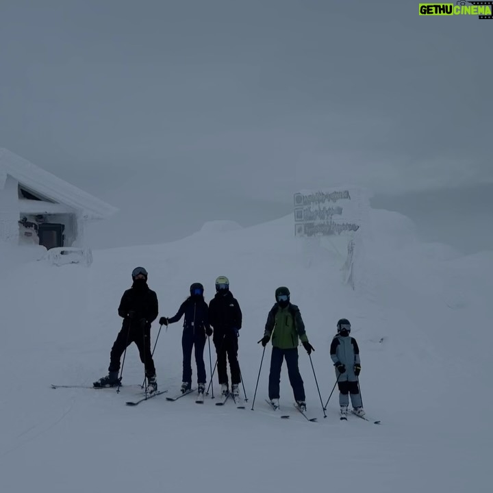 Sandra Echeverría - 3 Likes - Winter wonderland ❄️❄️❄️ #whistler ☃️