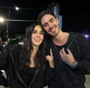 Sandra Echeverría Instagram - GRACIAS POR DARNOS TANTO AMOR POR 3 TEMPORADAS!!!!! #ELNIÑERO @netflix
Gracias a ustedes estamos en el 9no lugar mundial! 😱👏🏻
