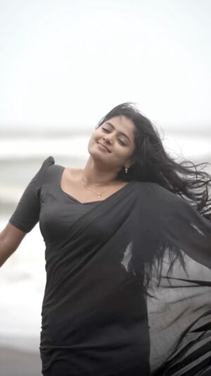 Sangeetha Kalyankumar Instagram - Beach ✨❤️🥹

#beach #beachreels #sangeethakalyan