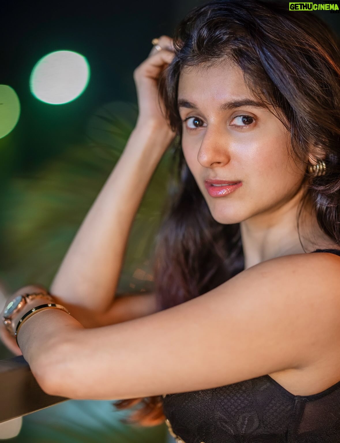 Sanjana Sarathy - 45.3K Likes - Thevai ila po po, energy only 💅😌
.
.
.
Shot by the talented: @arunprasath_photography ✨