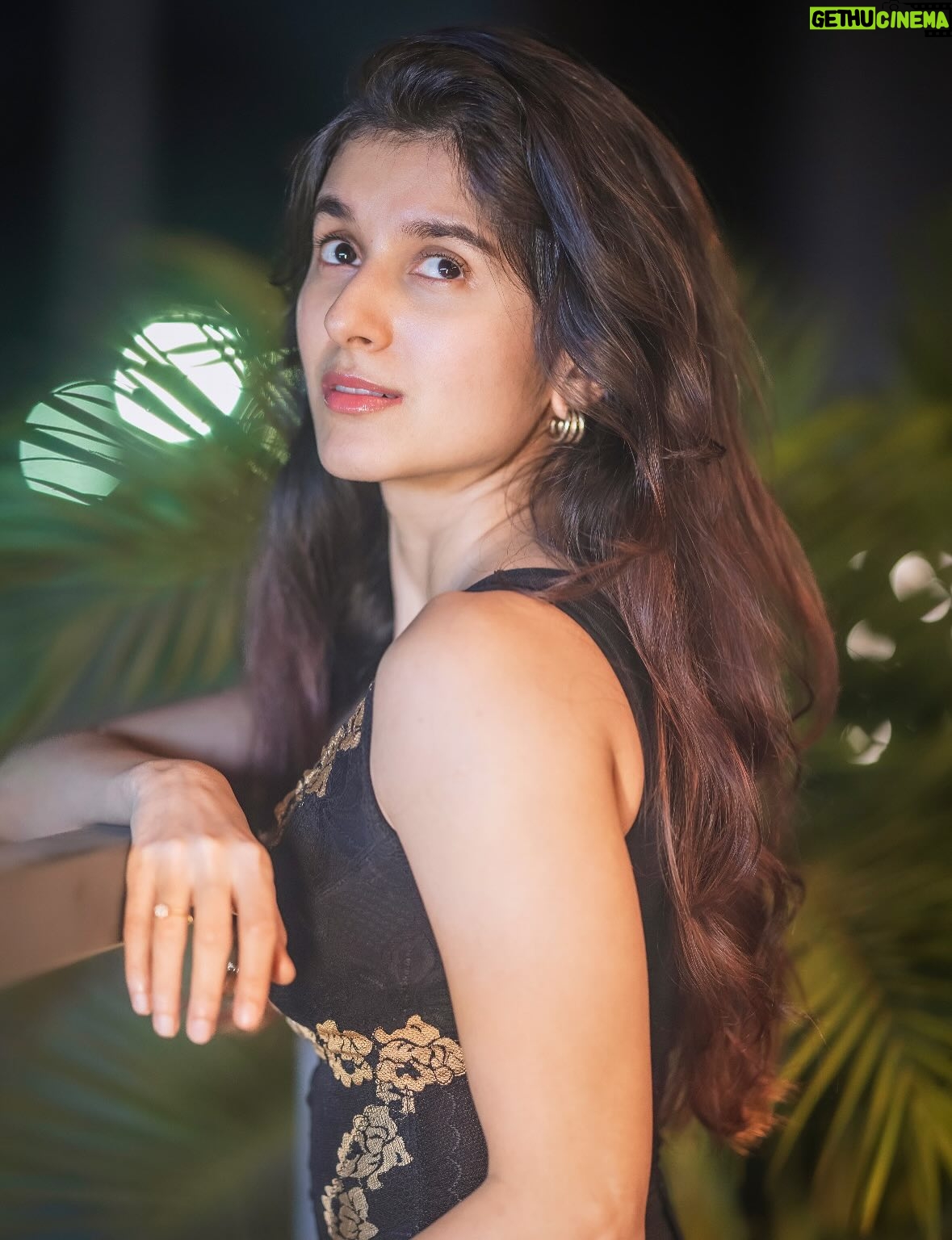 Sanjana Sarathy - 45.3K Likes - Thevai ila po po, energy only 💅😌
.
.
.
Shot by the talented: @arunprasath_photography ✨