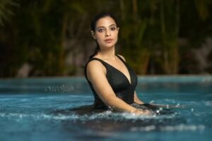 Santhi Mayadevi Instagram - Stillness!!
@vanithamagazine
Photo: @sreekanth_kalarickal
Styling: @styledbysmiji
Hair & Make Up: @neethu_makeupartist
Costume @padma_by_agni
Text @vrjothish71
Colour grading @michaelaerathedathu
BTS & edit @quadcopter_boy
Nail Artist : Nail art studio by Rita Mathen @nails_by_rita_kochi