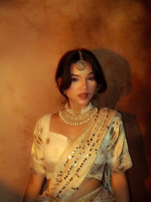 Sapna Nar Bahadur Instagram - ✨🦢✨

#inayat_16 #insta #instagram #ootd#picture