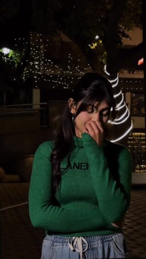 Sapna Roy Instagram - Tum sach main andhe hoooooo……..💔@sapnaroy322
#trend #trendingsongs #trendingaudio #trending #trendingreels♥️ #explore #exploring #explorepage✨ #viral #viralvideos #viralvideo #viralreelsvideo❤️ #viralpost #sadness #sadvideo #sad #instagram #viralvideos #instagood #instadaily #viralreels