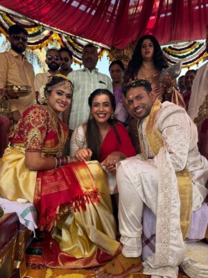 Sara Annaiah Instagram - Watching you marry the love of your life was everything, Deepu 💫 You deserve all the happiness in the world — cheers to your forever love story 🥂💐

@deepthimanne_official ❤️🎊😘🧿

@evara_by_themystiquedesign 
@jewelkulture 

#BestFriendsWedding #SheSaidIDo #MyBestieGotMarried #ForeverAndAlways #WeddingVibes #LoveInTheAir #TheBigDay #WeddingSeason #CoupleGoals #HappilyEverAfter