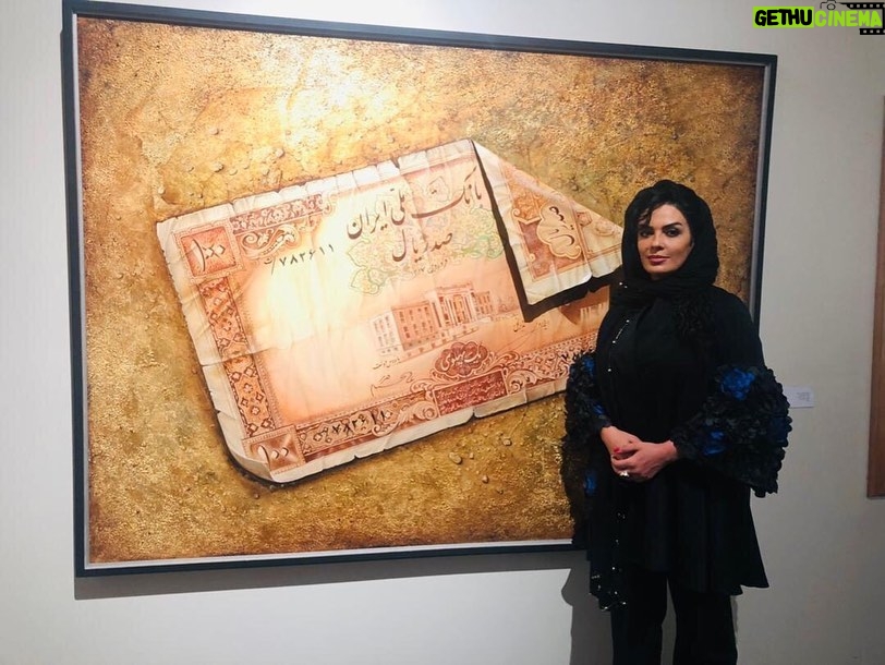 Sara Khoeniha - 12.7K Likes - نمایشگاه آثار بی نظیر استاد شکیبا در موزه ی بانک ملی ......