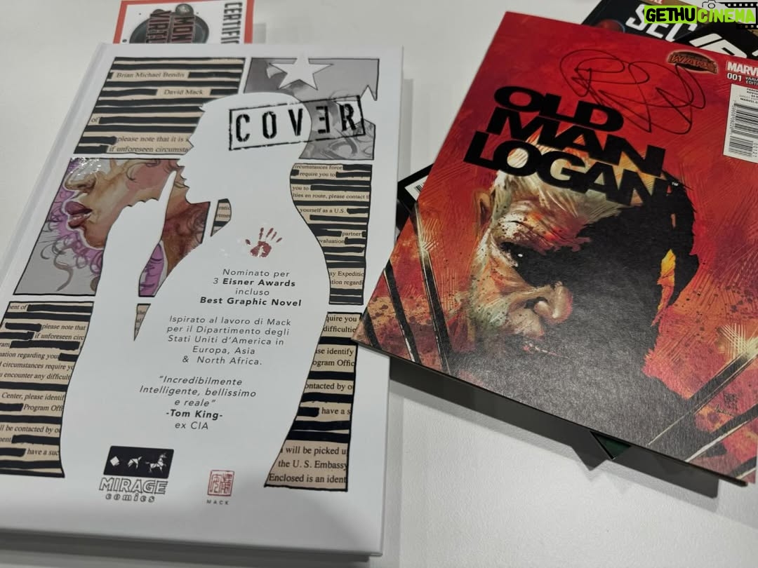 Sara Pichelli - 5.1K Likes - Broadcasting live from a CRAZY first day @mgwcmx reunion with @sara_pichelli got  to finally meet @peachmomoko60 after she did incredible #jinxworld covers with us. Incredible debut of the Italian edition of COVER & JOY OPERATIONS @artworkofstephenbyrne you’re going to flip! Thank you to everyone who came out. Somehow there’s more tomorrow? #mwah #comics #milan #milangames @mirage_comics_official