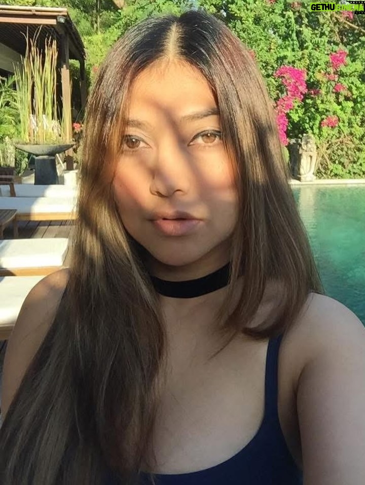 Sarah Azhari - 17.1K Likes - 2016… when everything felt lighter and dreams felt closer.
Life trials (Covid etc ) dimmed my eyes, but they never broke my light. Resetting my face, body, and soul… healthy, whole, and glowing once more. Bismillah to 2026