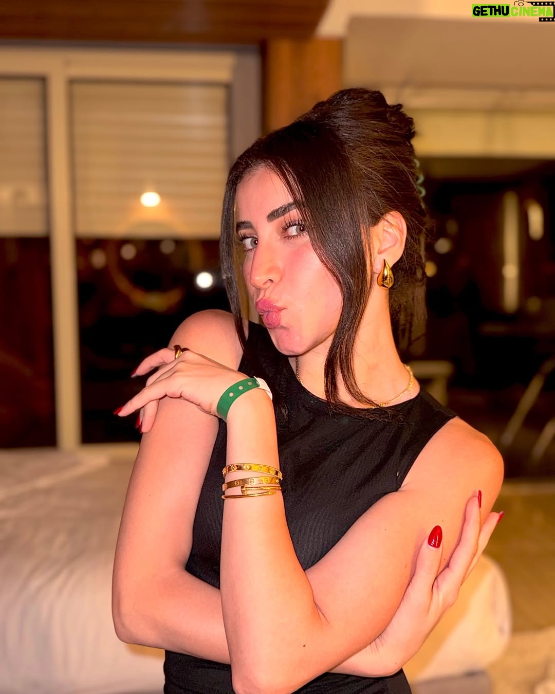 Sarah Elshamy - 15.5K Likes - صيف ٢٥ 🌴✨