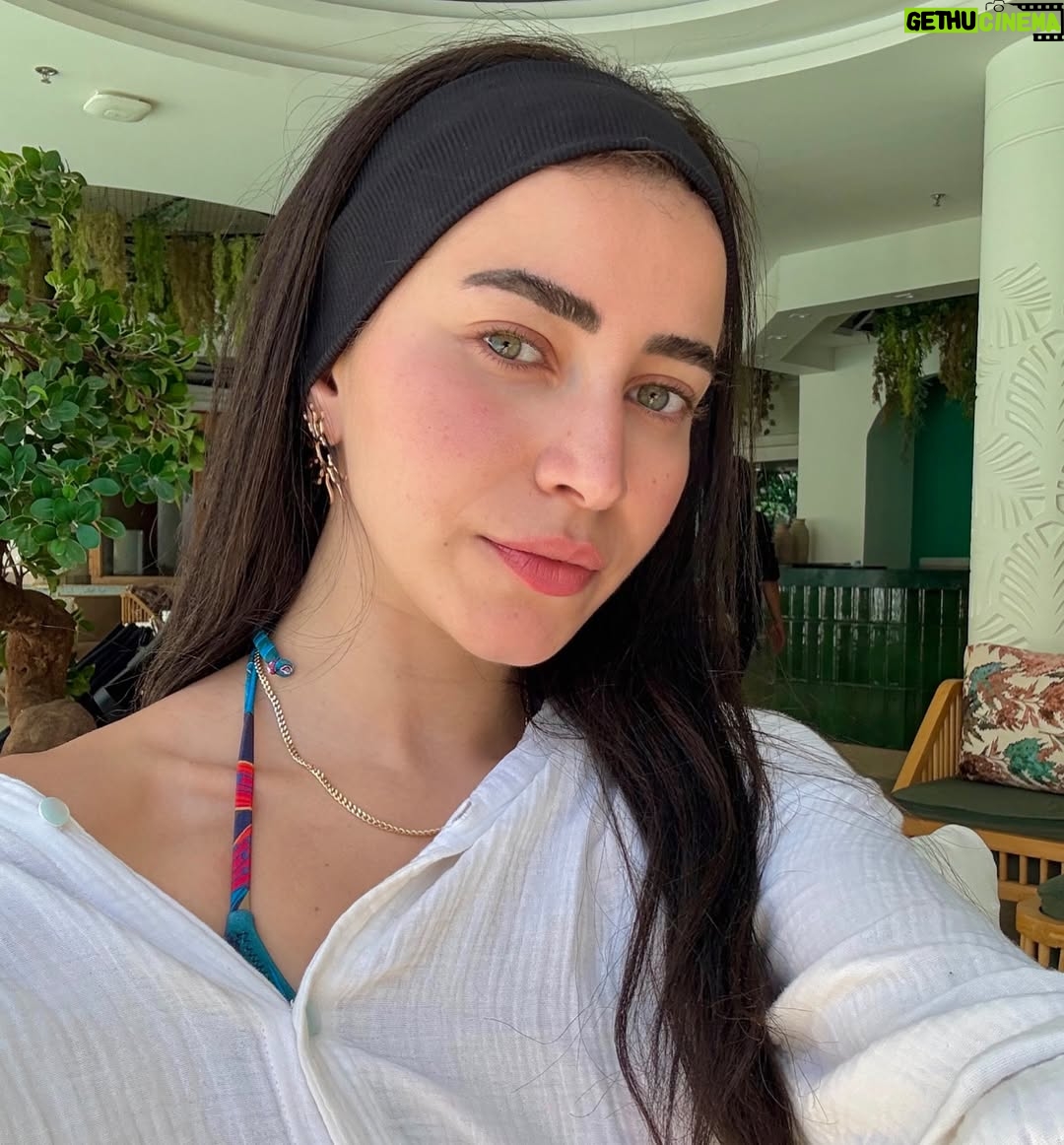 Sarah Elshamy - 22.6K Likes - ☁️🤍🦢🪞✨