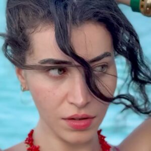Sarah Elshamy Instagram - 🍓🌬️💌✨