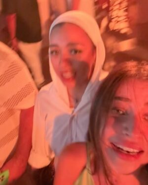 Sarah Elshamy Instagram - Weekend favorites folder 🌝🐝🍯🎫