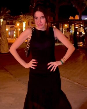 Sarah Elshamy Instagram - صيف ٢٥ 🌴✨