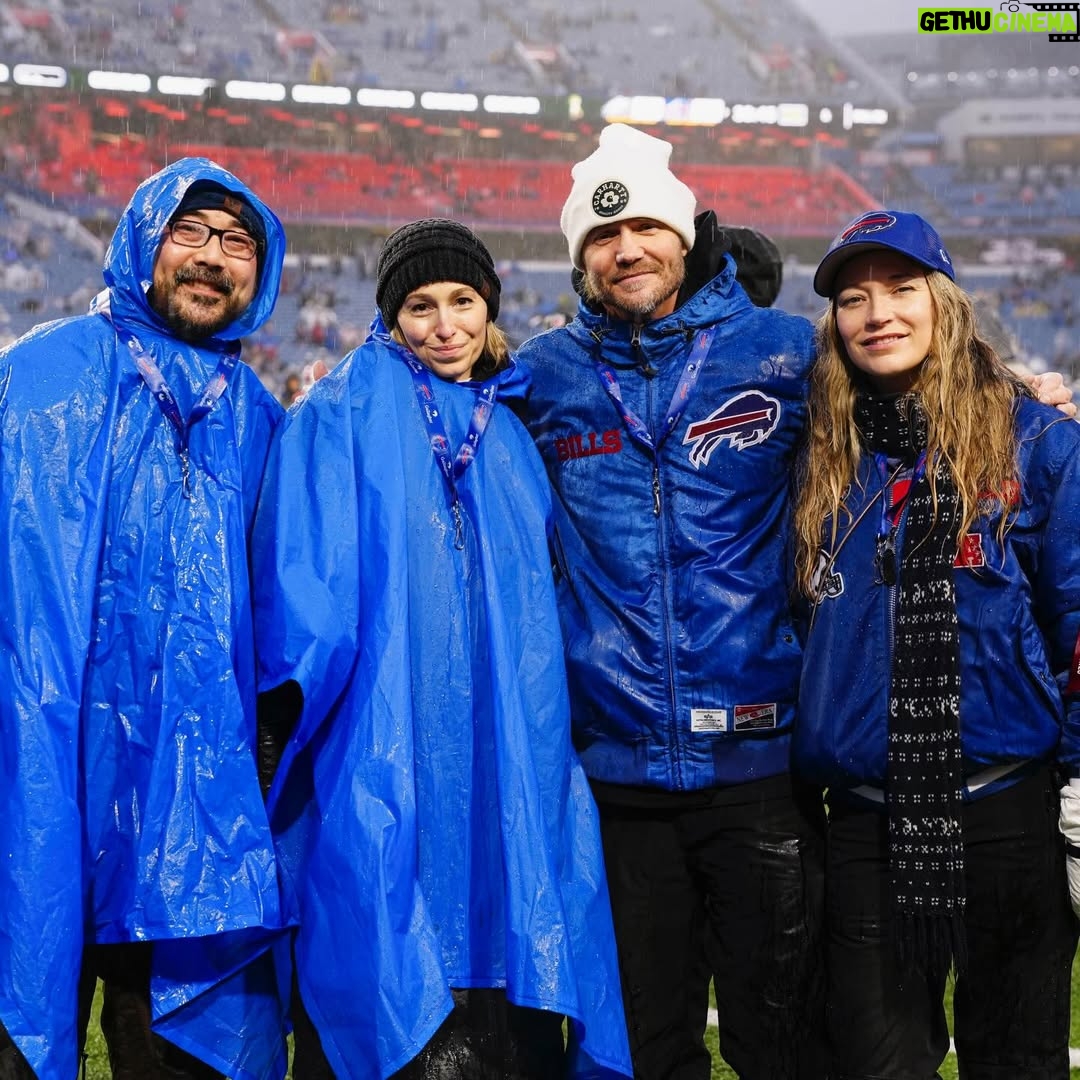 Sarah Roemer - 5.1K Likes - Our last time on the field at Highmark stadium. ❤️💙 
It was rainy one! Happy my sister in law & brother in law could make it! @chadmichaelmurray @buffalobills #billsmafia @sv_murray @sir_steve_kim