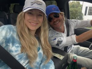 Sarah Roemer Instagram - Loved our Buffalo time 💕 soaked it right up