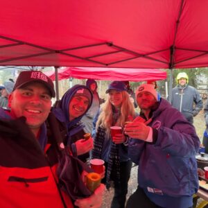 Sarah Roemer Instagram - Our last time on the field at Highmark stadium. ❤️💙 
It was rainy one! Happy my sister in law & brother in law could make it! @chadmichaelmurray @buffalobills #billsmafia @sv_murray @sir_steve_kim
