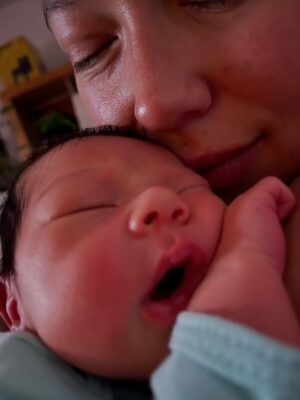 Sarain Fox Instagram - Five years ago today, I became a mom. 

Maamaatesiinh & @nimkii_ made me a mom. 

There is noting like this love. 

Happy Birthday my girl. Happy Birthday to our little family. 🎂
