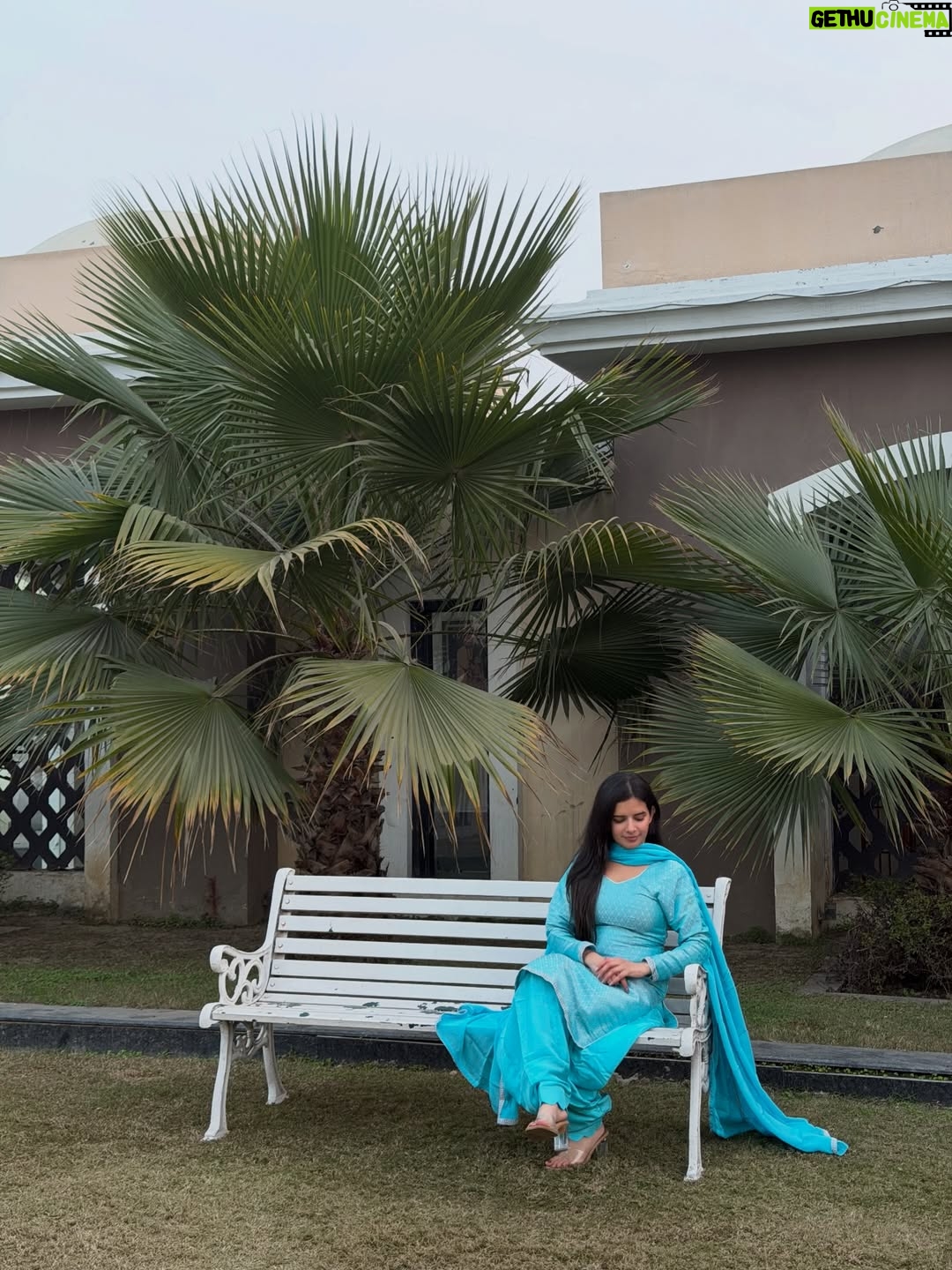Sargun Sekhon - 9.8K Likes - Je tu naal mere challe….💞 
.
.
.
.
.
.

.
#photooftheday #trending #punjabisuit #suitday #explore