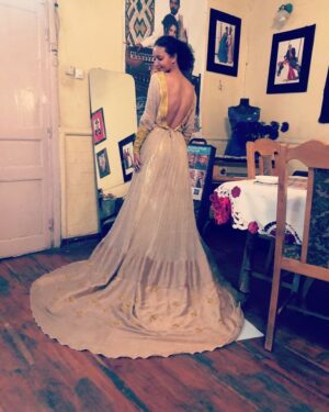 Sayat Demissie Instagram - እማማ ደስታ #ደስታዲዛይን ለውድ የእጅ ጥበብ ሙያዎ ለሰሩልኝ የዘመን አሻራ ማሳረፊያ የሴትነት ስሪት ማድመቂያ #ሀበሻቀሚስ እጅግ አመሰግናለሁ። #እስክሽር .
. 251911117310 ሰለቀሚሴ ስትጠይቁኝ ለነበራችሁ ሁሉ።
.
Emama Desta am forever thankful for the beautiful dress you designed just for me /habesh kemis/ #eskesher
For everyone whose been asking about my dress.