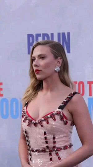 Scarlett Johansson Instagram - Queen ✨
#scarlettjohansson #FlyMeToTheMoon #moon #channingtatum