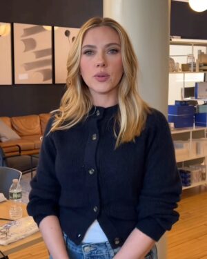 Scarlett Johansson Instagram - Beautiful 😍#scarlettjohansson #BlackWidow#avengersendgame#thestartofyou#theoutset#skincare#makeup