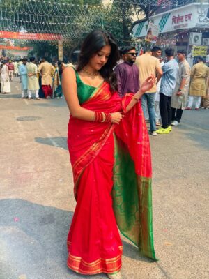 Sejal Jadhav Instagram - š¹šŖššāØ
.
.
.
.
.
.
.
šø - @atharva_ware_31
{ paithani saree, Suta Bombay, Maharashtrian lookbook, saree, traditional, desi girlie, bindi, chudiyan, desi fit, desi aesthetics, desi, desi core, love, old aesthetics, vintage, Marathi song, Marathi old song, trending, vintage aesthetics, reels, trending audio, songs, explore, explore page }
.
#happydiwali #fyp #fypć· #foryou #paithani #likeforlikes #ootd #traditional #saree #diwali2025 #marathi #marathisong #outfitoftheday #fashionista #lookbook #style #styleoftheday #stylediaries #aesthetic #ļ½ļ½
ļ½ļ½ļ½ļ½
ļ½ļ½ļ½ #whatiwore #theeverydayproject #instagram #instagood #instadaily #instamood #trendy #trending #sejaljadhav