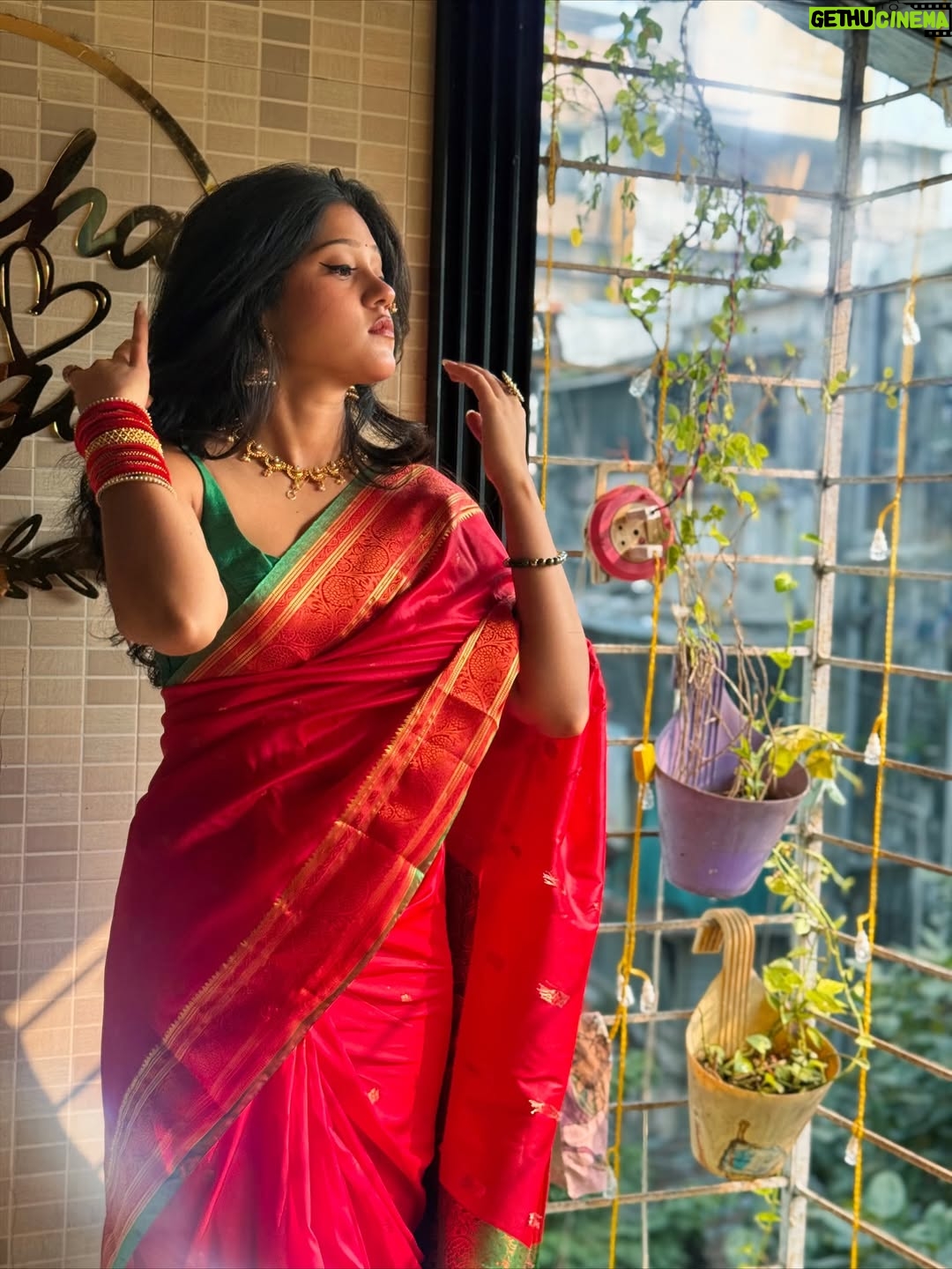 Sejal Jadhav - 24.9K Likes - 🌹🪔🌙📜✨
.
.
.
.
.
.
.
📸 - @atharva_ware_31 
{ paithani saree, Suta Bombay, Maharashtrian lookbook, saree, traditional, desi girlie, bindi, chudiyan, desi fit, desi aesthetics, desi, desi core, love, old aesthetics, vintage, Marathi song, Marathi old song, trending, vintage aesthetics, reels, trending audio, songs, explore, explore page }
.
#happydiwali #fyp #fypシ #foryou #paithani #likeforlikes #ootd #traditional #saree #diwali2025 #marathi #marathisong #outfitoftheday #fashionista #lookbook #style #styleoftheday #stylediaries #aesthetic #ａｅｓｔｈｅｔｉｃ #whatiwore #theeverydayproject #instagram #instagood #instadaily #instamood #trendy #trending #sejaljadhav