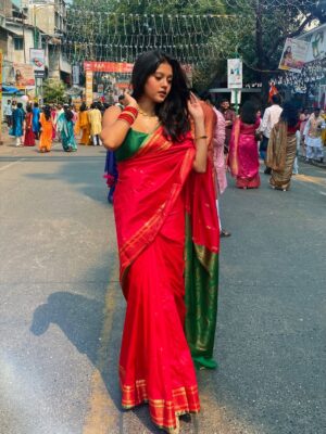 Sejal Jadhav Instagram - š¹šŖššāØ
.
.
.
.
.
.
.
šø - @atharva_ware_31
{ paithani saree, Suta Bombay, Maharashtrian lookbook, saree, traditional, desi girlie, bindi, chudiyan, desi fit, desi aesthetics, desi, desi core, love, old aesthetics, vintage, Marathi song, Marathi old song, trending, vintage aesthetics, reels, trending audio, songs, explore, explore page }
.
#happydiwali #fyp #fypć· #foryou #paithani #likeforlikes #ootd #traditional #saree #diwali2025 #marathi #marathisong #outfitoftheday #fashionista #lookbook #style #styleoftheday #stylediaries #aesthetic #ļ½ļ½
ļ½ļ½ļ½ļ½
ļ½ļ½ļ½ #whatiwore #theeverydayproject #instagram #instagood #instadaily #instamood #trendy #trending #sejaljadhav