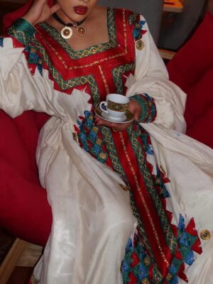 Selam Tesfaye Instagram - መልካም ገና!
.
.
Dress from shibshbo
For order 0962308826