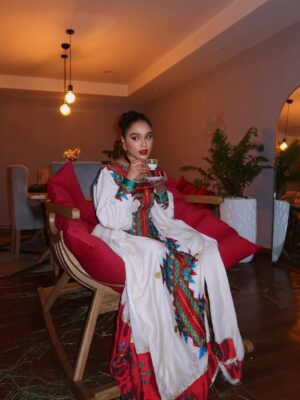 Selam Tesfaye Instagram - መልካም ገና!
.
.
Dress from shibshbo
For order 0962308826