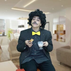 Serna Amini Instagram - چه میکنه شادومادد😂😂

بالاخره دوماد شد یا نه ؟؟

بفرس واس اونایی که از خواستگاری خاطره دارن 😂😂🖐🖐

.
.
بازم به ده تا از عشقایی که اگه دوست داشتن کلیپو  ا... س تو...ری کنن ، هدفونای خوشگل میدیم 😍❤️

.
@serna_amini 
.
اونی که اصغر فکر میکرد عروسه😂👇
@selin__amini