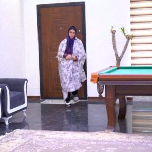 Serna Amini Instagram - روز جهانی مادر مبارک 😍 کدوم اسلاید بیشتر از همه واستون اتفاق افتاده ؟ 
خودم اسلاید آخر خیلیییی زیاد😂🤣🤌