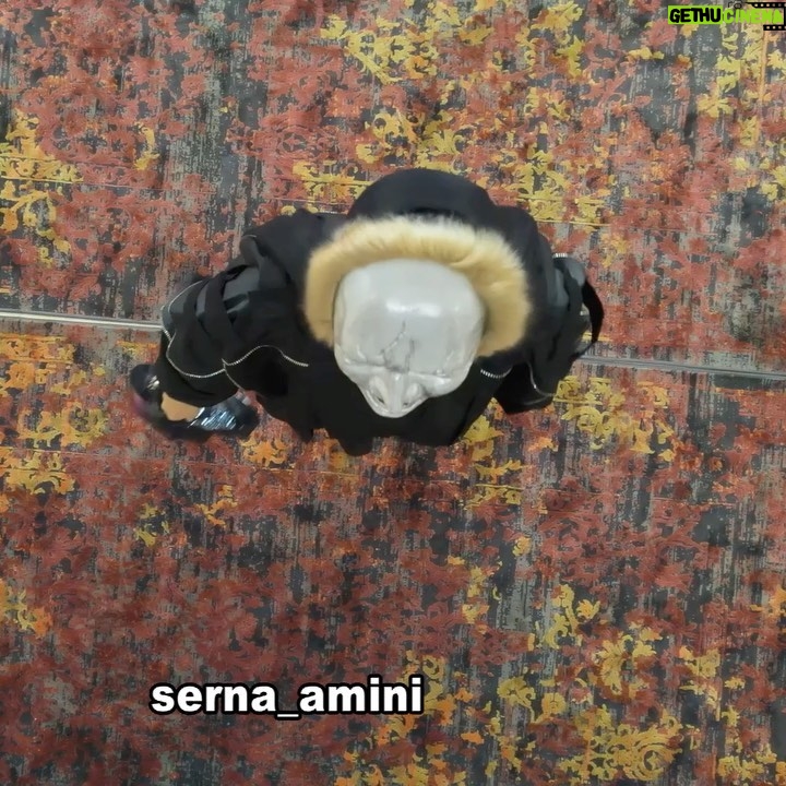 Serna Amini - 1.7 Million Likes - هالووین های ایرانی 😂😂😅
ما تو هر حالتی اعتقاداتمون سر جاشه😎😂
...
من این وسایل تو کلیپ رو هم از فروشگاه زنجیره ای رنگین کمان تهیه کردم 🌈😍

@ranginkaman.balloon 

فروشگاه رنگین کمان ۲۳ شعبه حضوری داره تو کشور و یه سایت هم برای فروش اینترنتی دارن 🌈

کلیپاشونم خیلی باحاله 😂⬇️

@ranginkaman.balloon 
@ranginkaman.balloon 

#halloween 
#هالووین