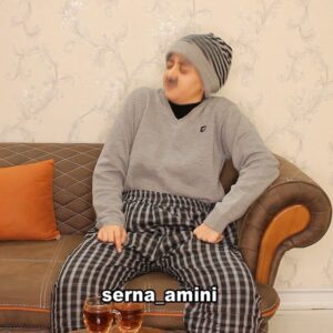 Serna Amini Instagram - به زودی در سراسر کشور 🤣😂😂😂
انشالله که سال جدید بهترین سال زندگیتون بشه ،، دوستاتو تگ کن و برای سال جدید براشون یه آرزو بکن میگن وقتی واسه همدیگه دعا کنیم زودتر برآورده میشه ، الهی سال جدید این ویروس که دنیا رو گرفته نابود بشه و همه دوباره به سلامتی برگردن 💕❤️🙏