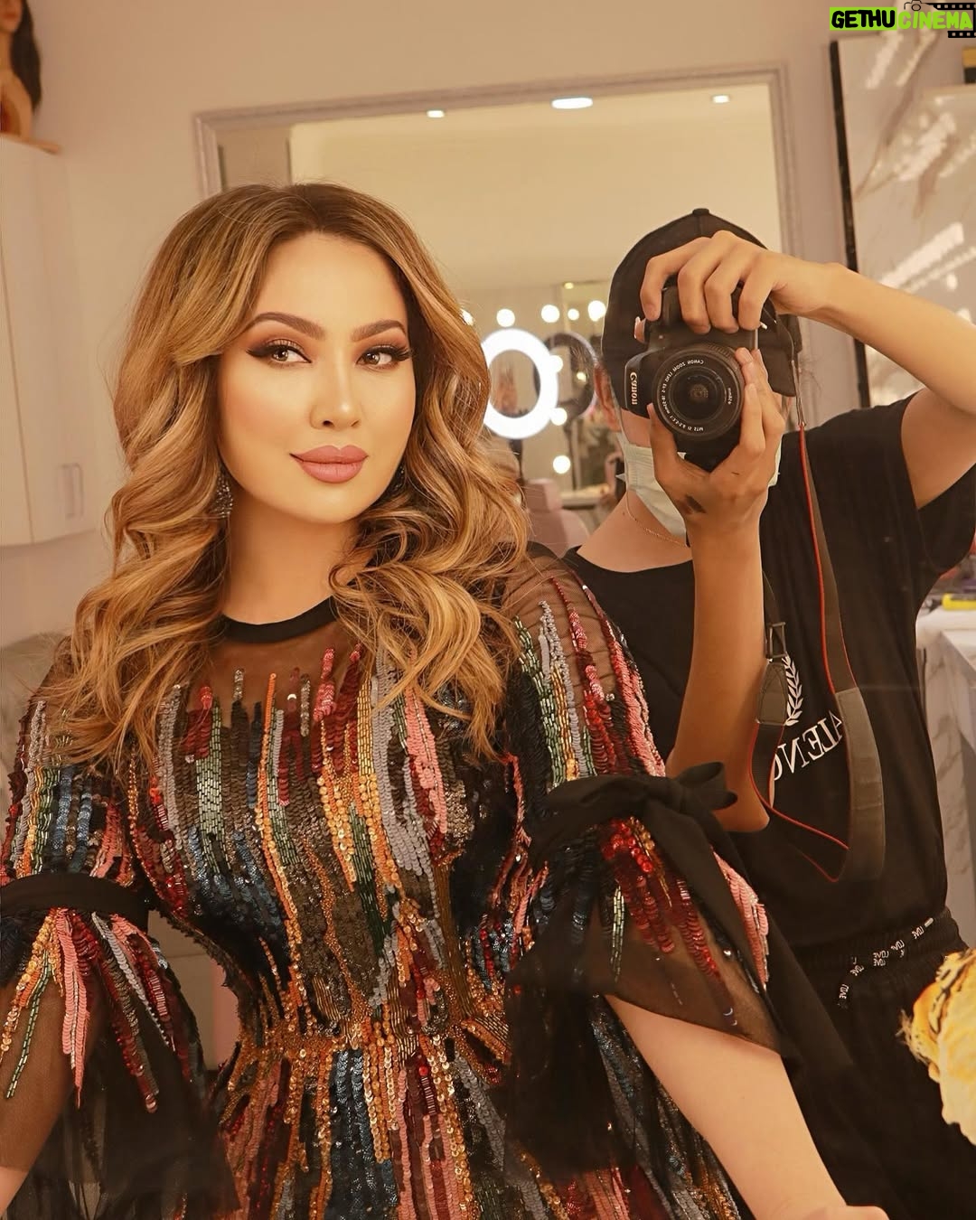 Sevinch Mo'minova - 40.3K Likes - Make and hair @azamatstilist_ 🦩