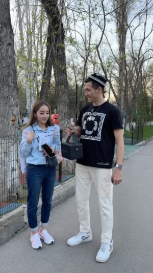 Sevinch Mo'minova Instagram - Ne Bo’ldi remixsim sizga yoqadimi?🤔
А вам нравится мой ремикс Ne Bo’ldi ? 🎵