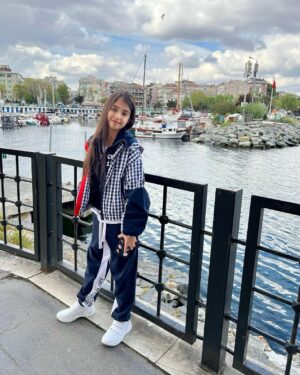 Sevinch Mo'minova Instagram - Baxtim mani ❤️🥰