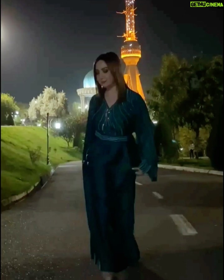 Sevinch Mo'minova - 44.6K Likes - @bek_dubay_abaya_uz ajoyib abaya libos uchun raxmat ukajon, sifatiga ham gap yo’q 😊