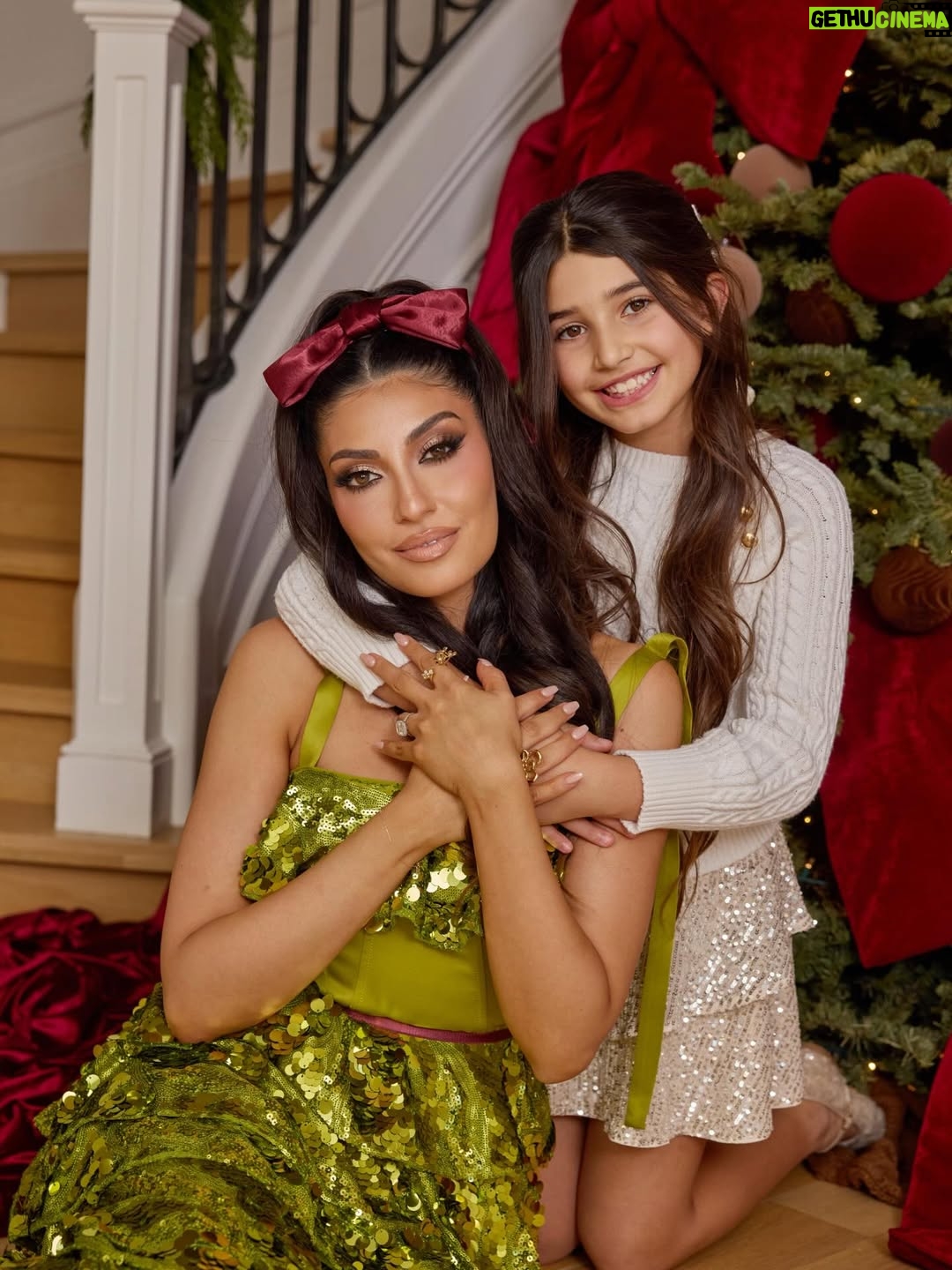 Seyedeh Tina Sadri - 10.9K Likes - Merry Christmas & Happy Holidays from our family to yours 🎄❤️thank you for all the love & support 💫#christmas2025