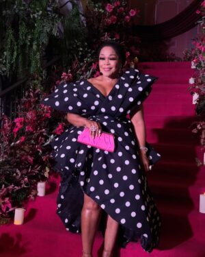 Shaffy Bello Instagram - Last Night for @veekee_james 30th Birthday 
Wearing this Couture piece from  @ladybeellionaire_luxury 
It was a Naughty and Nice kinda feeling for me. 
You feel me? 🖤🤍🖤🩷🤍🖤🤍

👗 : @ladybeellionaire_luxury 

SHE IS NOT FOR A SEASON. SHE IS FOR A REASON. 💕

#oluwalonishaffy
#shaffyofthemosthigh
#bankable
#childofgrace
#sage 
#QSB