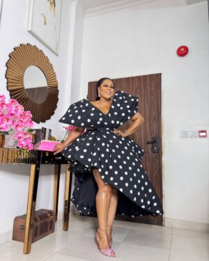 Shaffy Bello Instagram - Last Night for @veekee_james 30th Birthday
Wearing this Couture piece from @ladybeellionaire_luxury
It was a Naughty and Nice kinda feeling for me.
You feel me? 🖤🤍🖤🩷🤍🖤🤍
👗 : @ladybeellionaire_luxury
SHE IS NOT FOR A SEASON. SHE IS FOR A REASON. 💕
#oluwalonishaffy
#shaffyofthemosthigh
#bankable
#childofgrace
#sage
#QSB