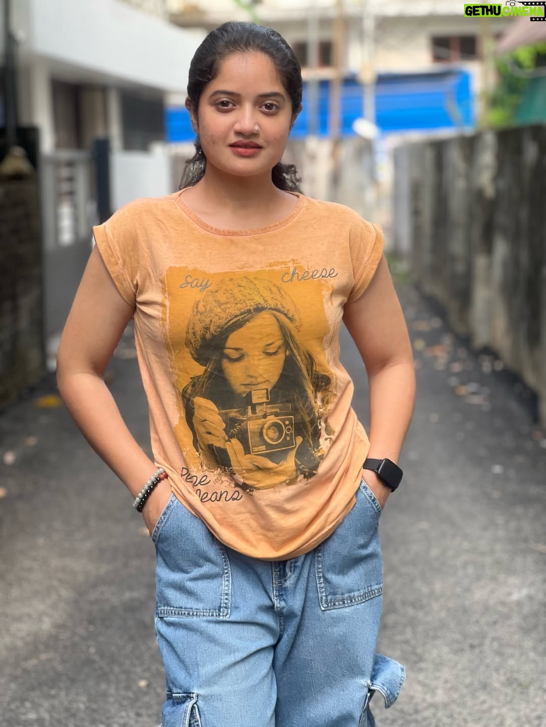 Shafna - 38.6K Likes - Comfort• Confidence• Consistency• ♥
Showing up as myself—every single day• ♥🧿

#instapost #instamood #selfgrowth #confidencevibes #selflove